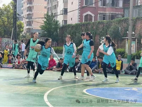 篮球小学生基本功训练教学反思怎么写_1